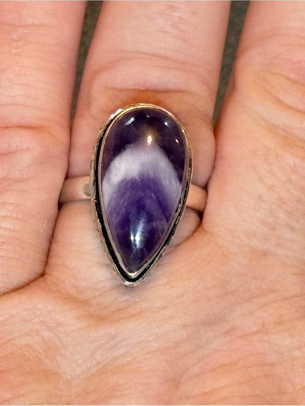 Deep Purple Chevron Amethyst Ring Bezel Pear Size 8.5 Silver tone